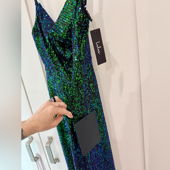 NWT Lulu’s Green Iridescent Sequin Wide-Leg Jumpsuit - Picture 9 of 15